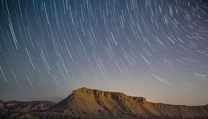 爱游戏入口-高光时刻：那些场上经典瞬间难以忘怀！，高光时刻的歌曲